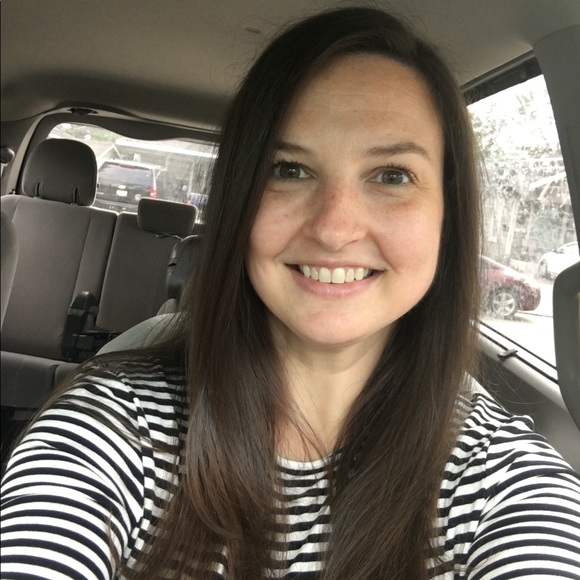 Meet your Posher, Alycia - Picture 1 of 1